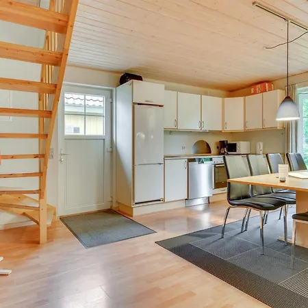 Joris - 100m To The Fjord By Interhome