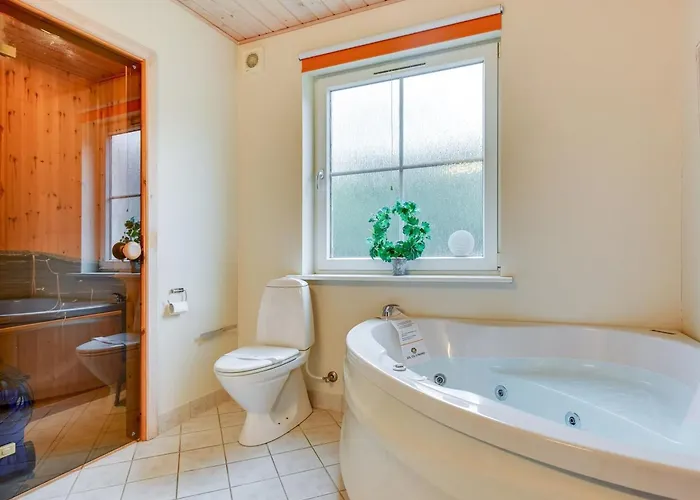 Joris - 100m To The Fjord By Interhome Gråsten