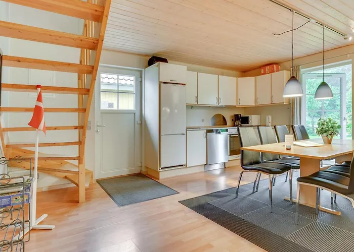 Joris - 100m To The Fjord By Interhome *